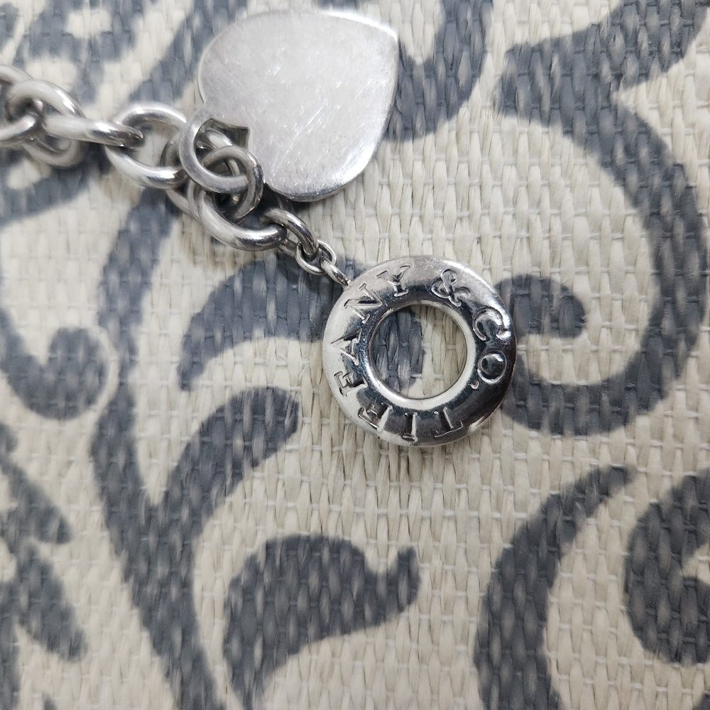 SOLD!! AUTHENTIC 16"  Vintage Heart Tag Tiffany Toggle Necklace in Silver - Picture 5 of 5